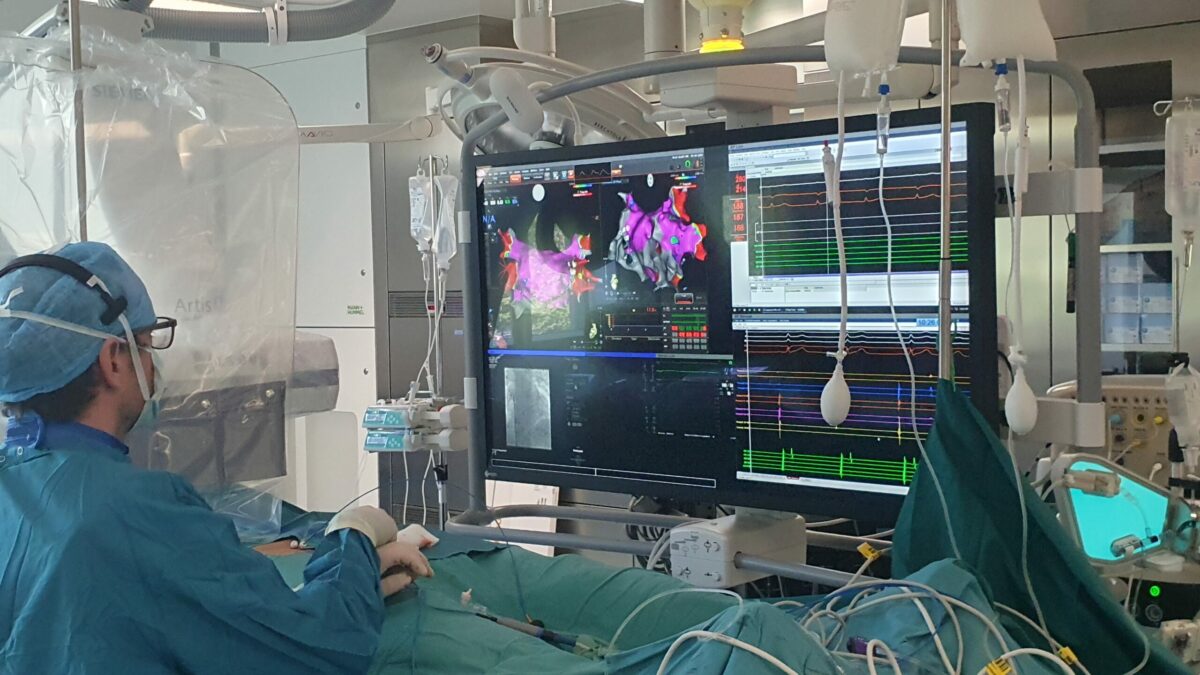 Dr. Johannes Siebermair bei einer Pulmonalvenenisolation (PVI) bei Vorhofflimmern